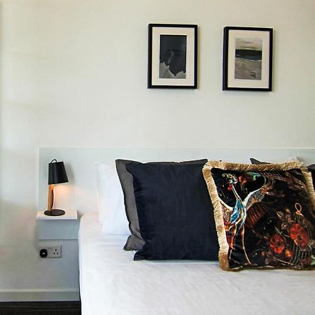 Phaedrus Living: Luxury Suite Nicosia 509 Exterior foto